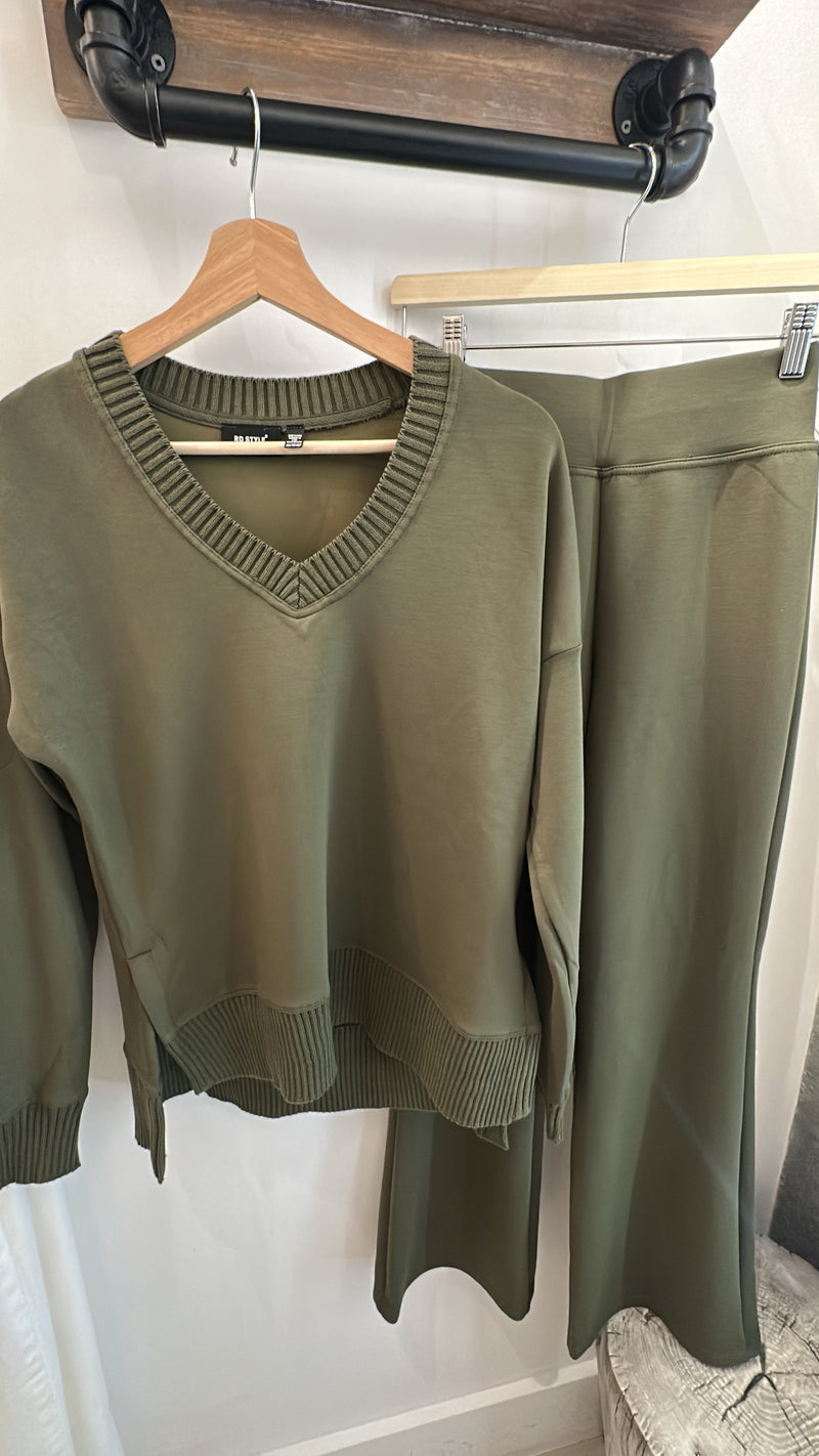 Flo Pull On Pants | 2 colours