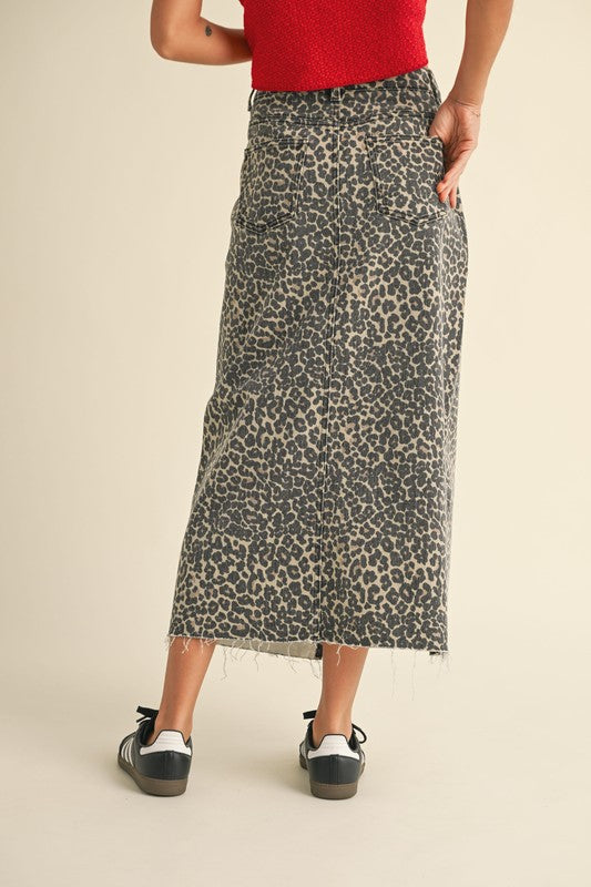 Savannah Stride Skirt