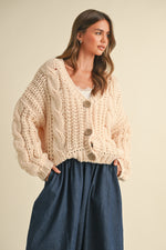 Cynthia Classic Cardi | 2 colours