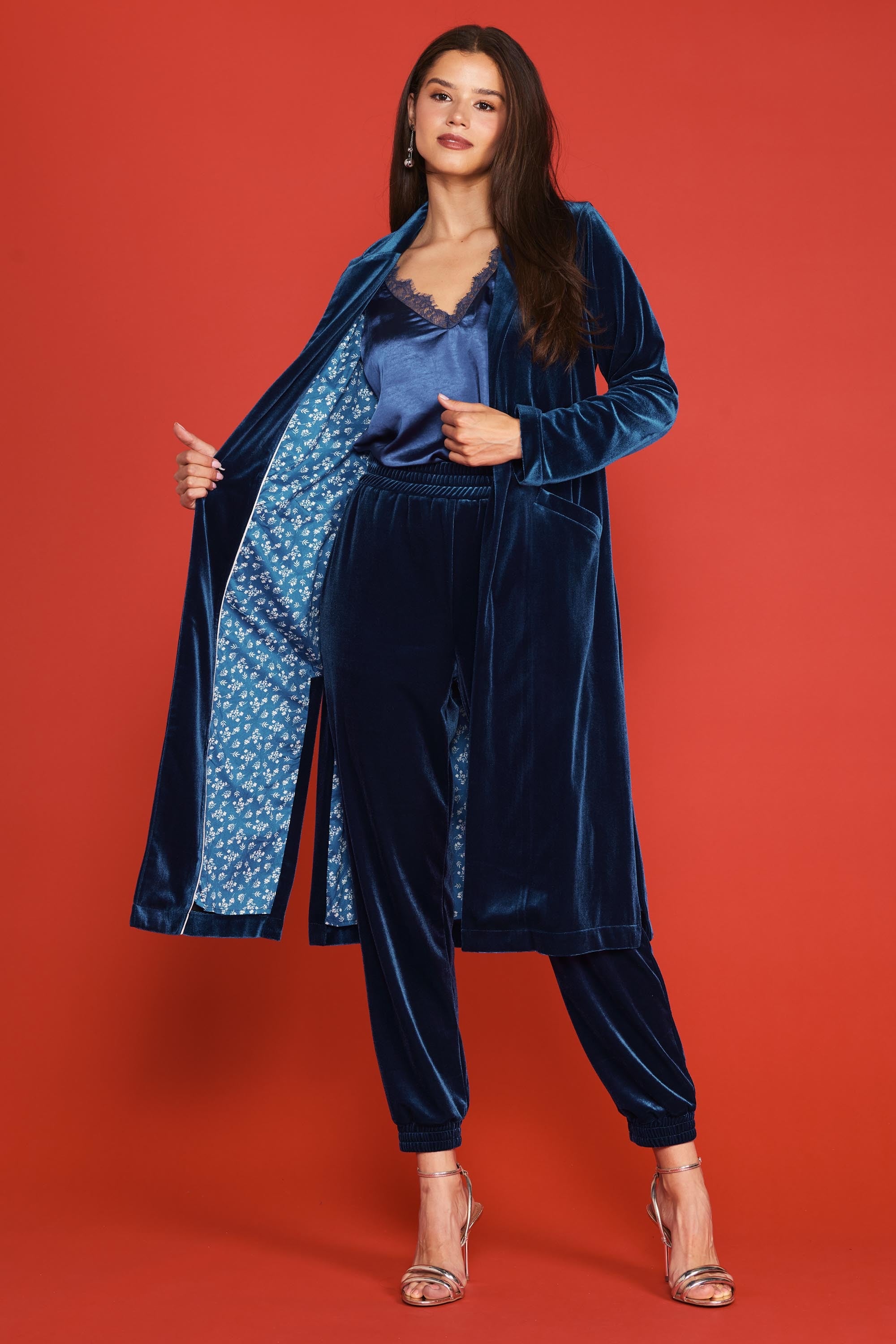 The Velvet Duster  4 colours – Girl + Friends Collective