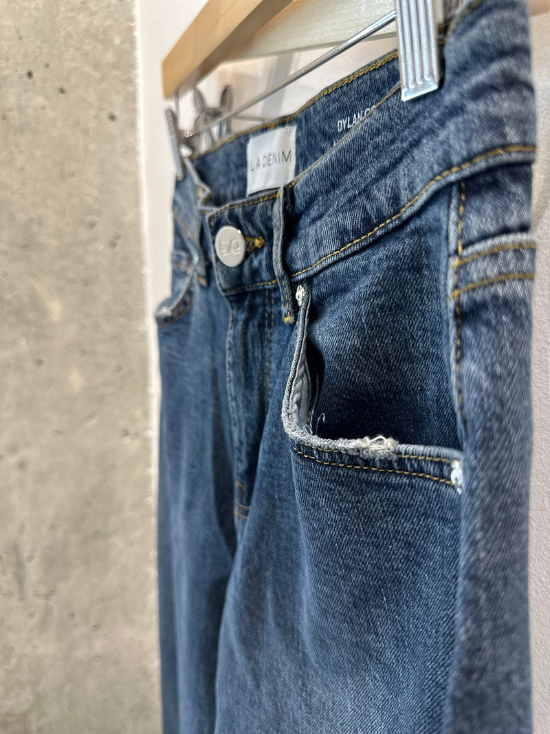 Dylan Barrel Jeans