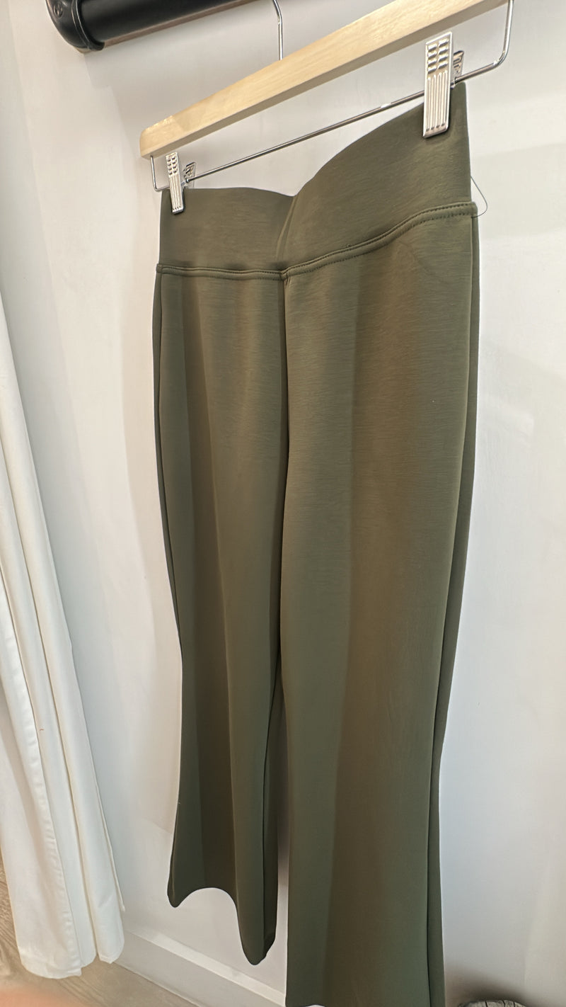 Flo Pull On Pants | 2 colours