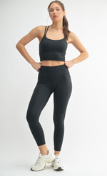 Criss Cross Sportsbra